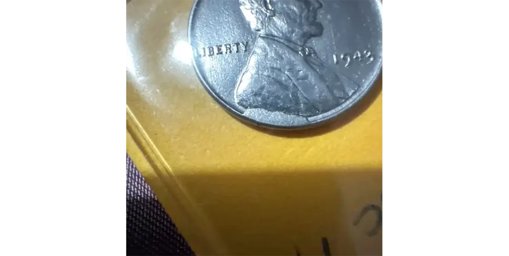 detail of the 1943 Cent Cud Error